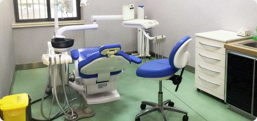 牙博士口腔连锁机构 专业口腔诊疗，守护您的健康微笑